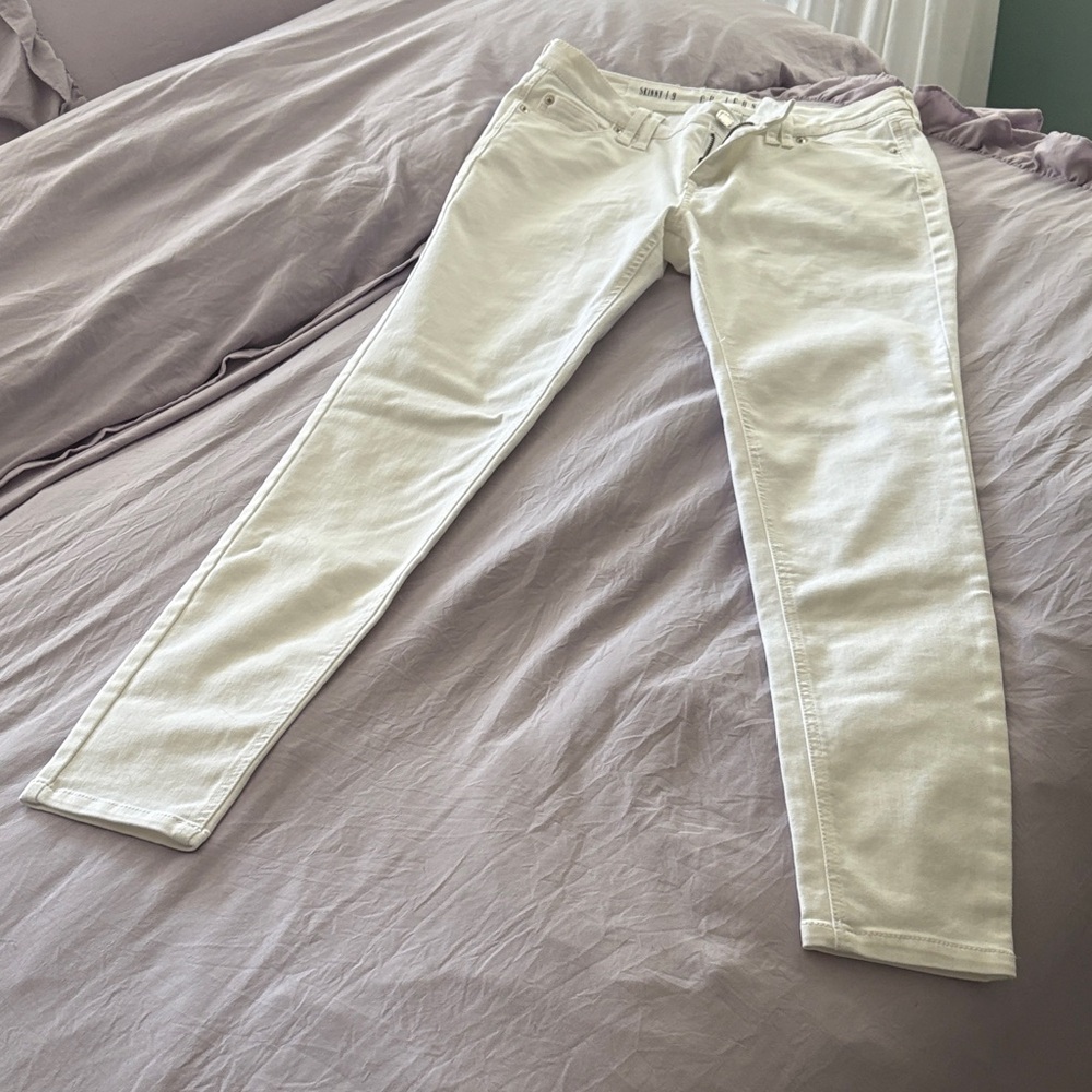 Women’s Skinny Jeans in Off-White